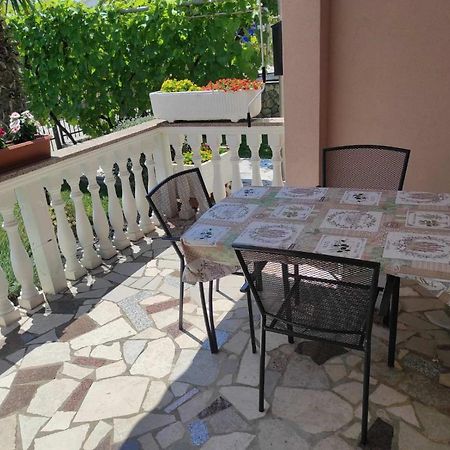 Apartmani Vesna Крк Экстерьер фото