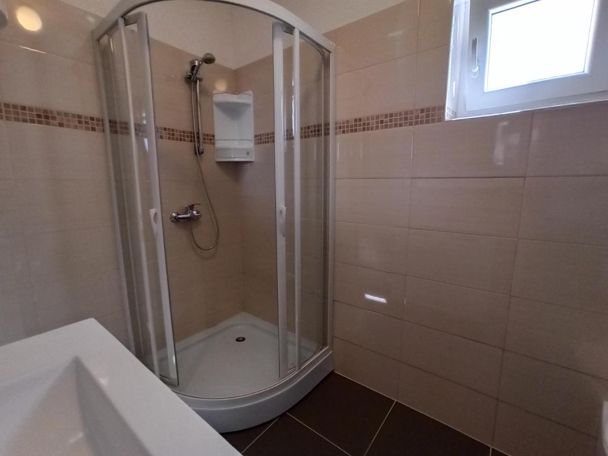 Apartmani Vesna Крк Экстерьер фото