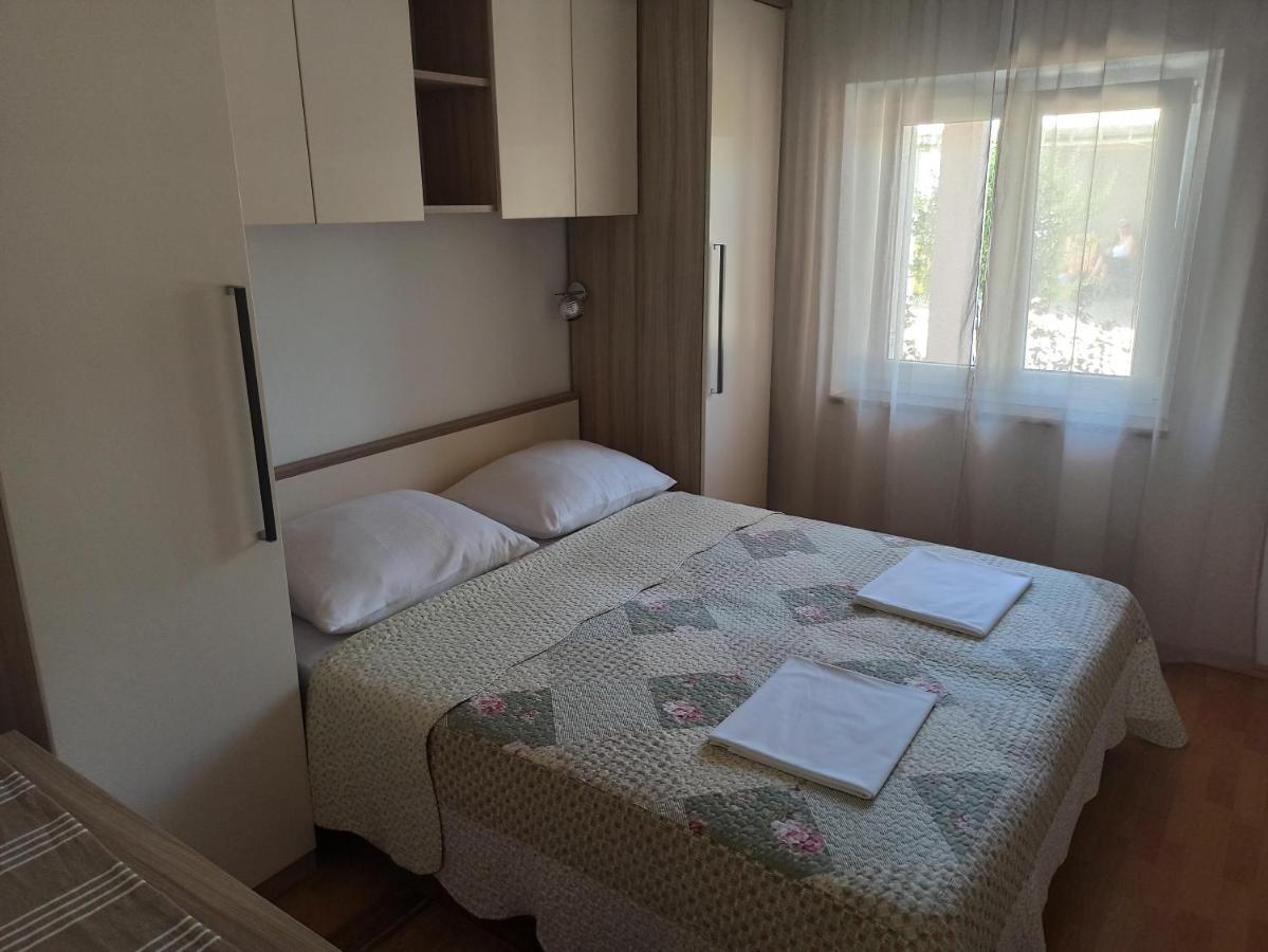 Apartmani Vesna Крк Экстерьер фото