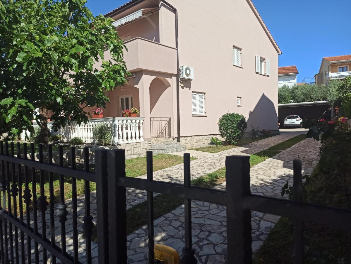 Apartmani Vesna Крк Экстерьер фото