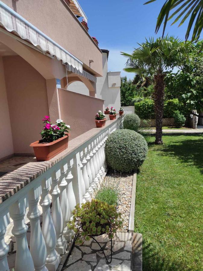 Apartmani Vesna Крк Экстерьер фото