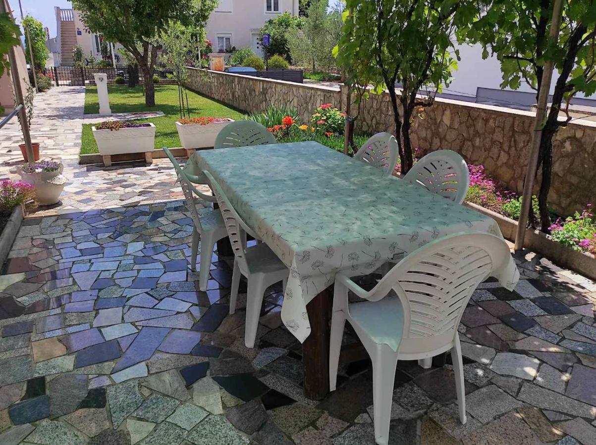 Apartmani Vesna Крк Экстерьер фото